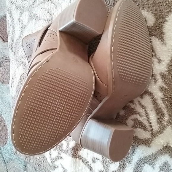 Bucco boots 7 NIB - Picture 3 of 6